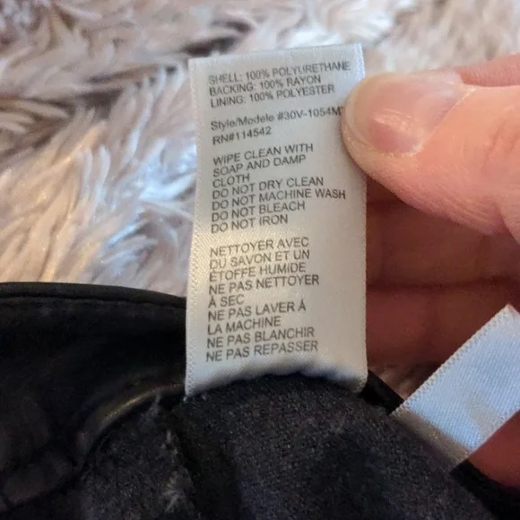 BlankNyc Faux Leather Skinny Pants Ankle Zip Black Size 27 Mid to Low Rise - Picture 10 of 10